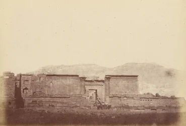 (Blick auf den Palast von Medinet Habu)